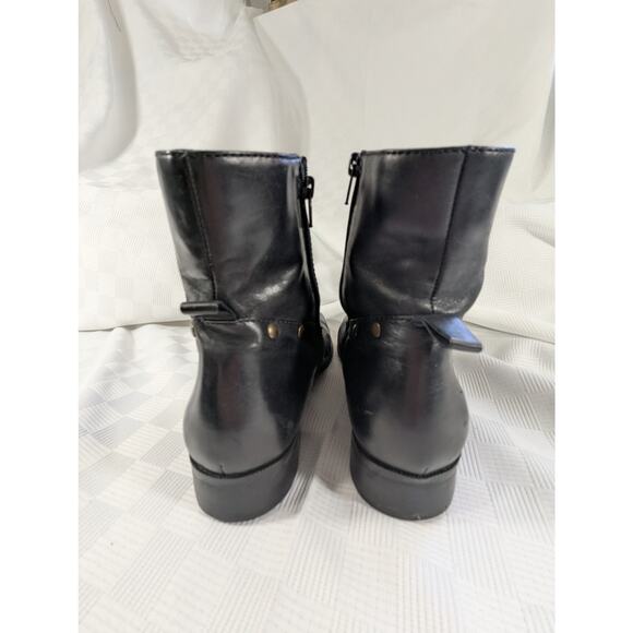 TALBOTS! FINE BLACK GENUINE LEATHER STUDDED HEEL NIPPED TOE ANKLE BOOTS! SZ 8.5B - Picture 10 of 12